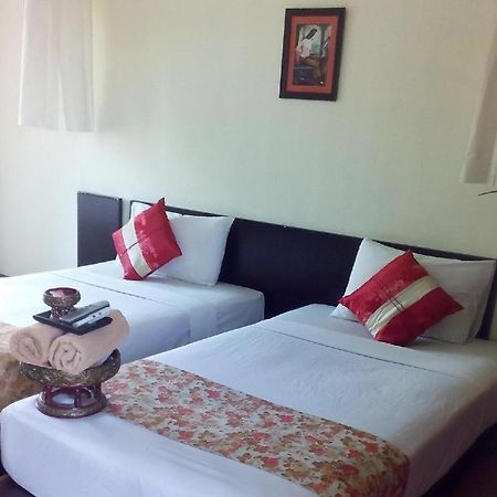 Hotel Baan Pim à Chiang Mai Extérieur photo