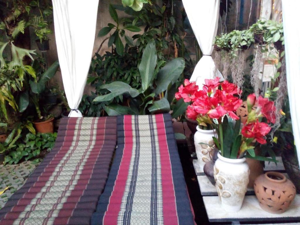 Hotel Baan Pim à Chiang Mai Extérieur photo